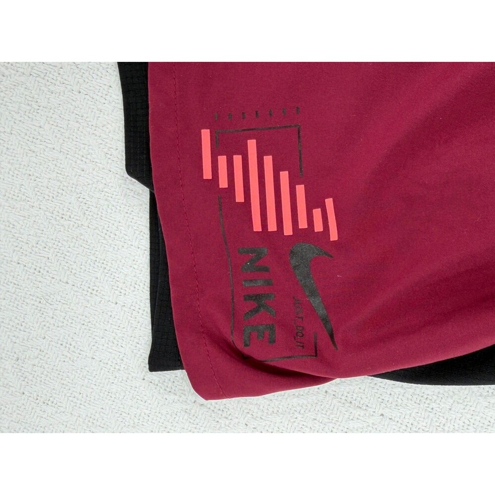 Nike Running Shorts XXL Maroon Black Dri-Fit Lined Drawstring Pocket Reflective - Picture 8 of 11